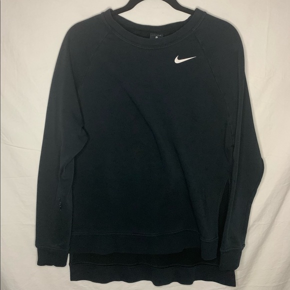 black crew neck sweater nike
